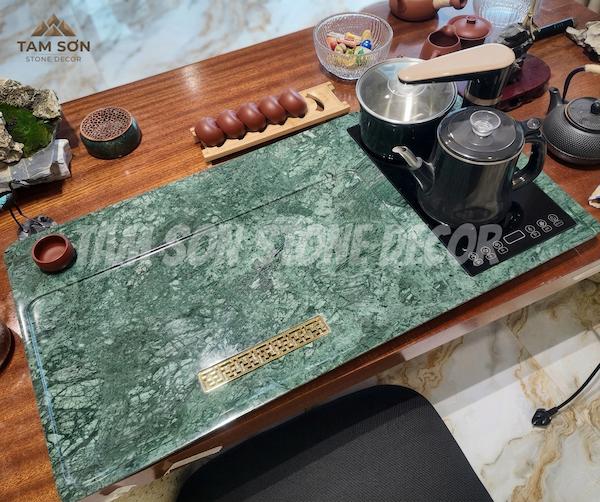 Khay trà bằng đá kết hợp bếp đun