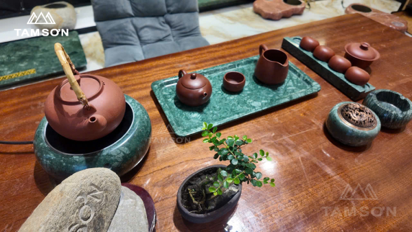 Tiểu cảnh và cảnh quan hỗ trợ cảm xúc thưởng trà