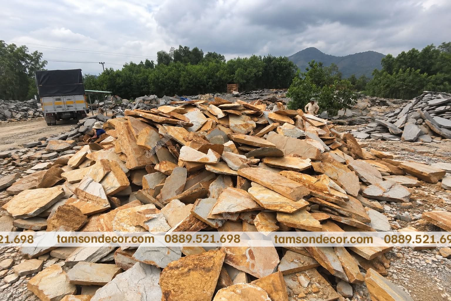 Đá bước dạo loại dẹp tự nhiên