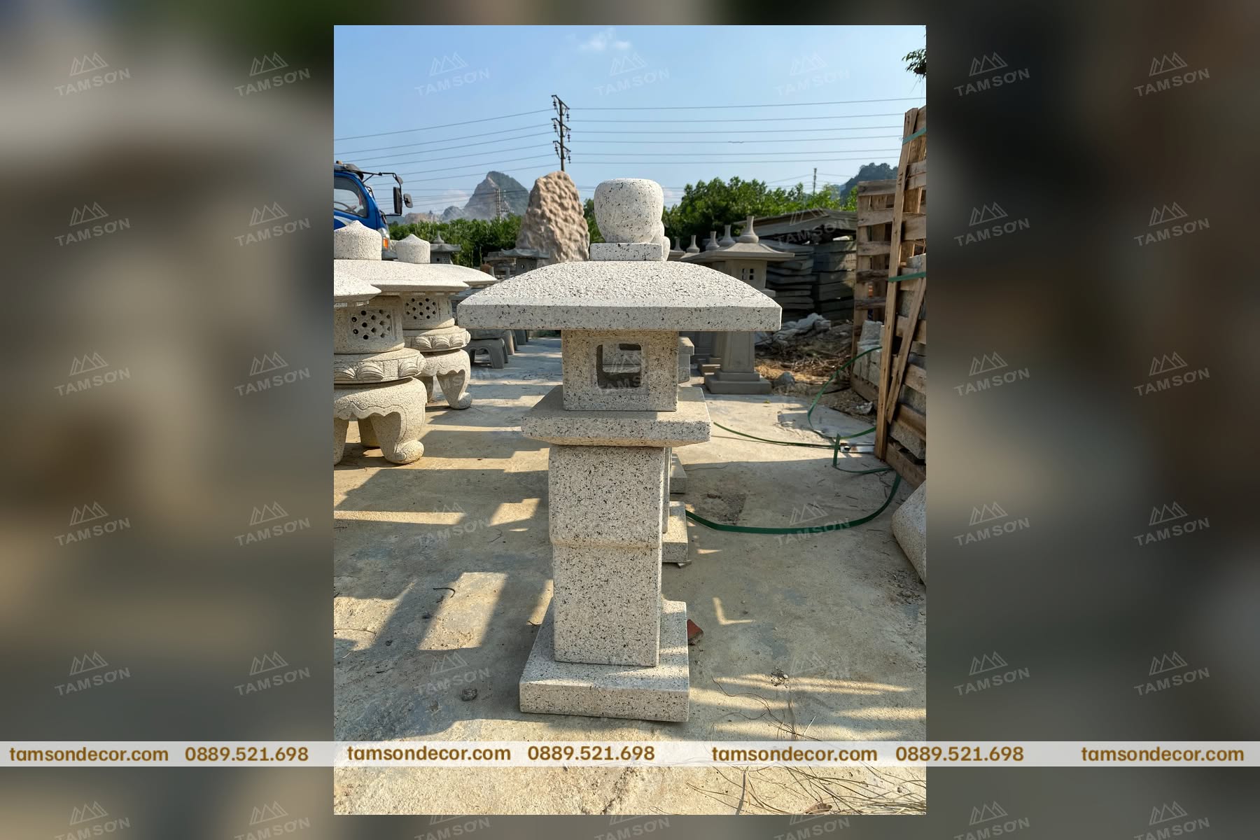 Mẫu đèn đá trang trí sân vườn nhìn từ nhiều phía
